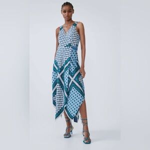 🔥 ZARA Blue & White Patterned Wrap Dress | Handkerchief Hem | Size L